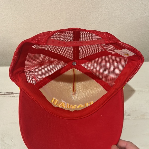 Hawaii SnapBack trucker hat - Picture 3 of 8